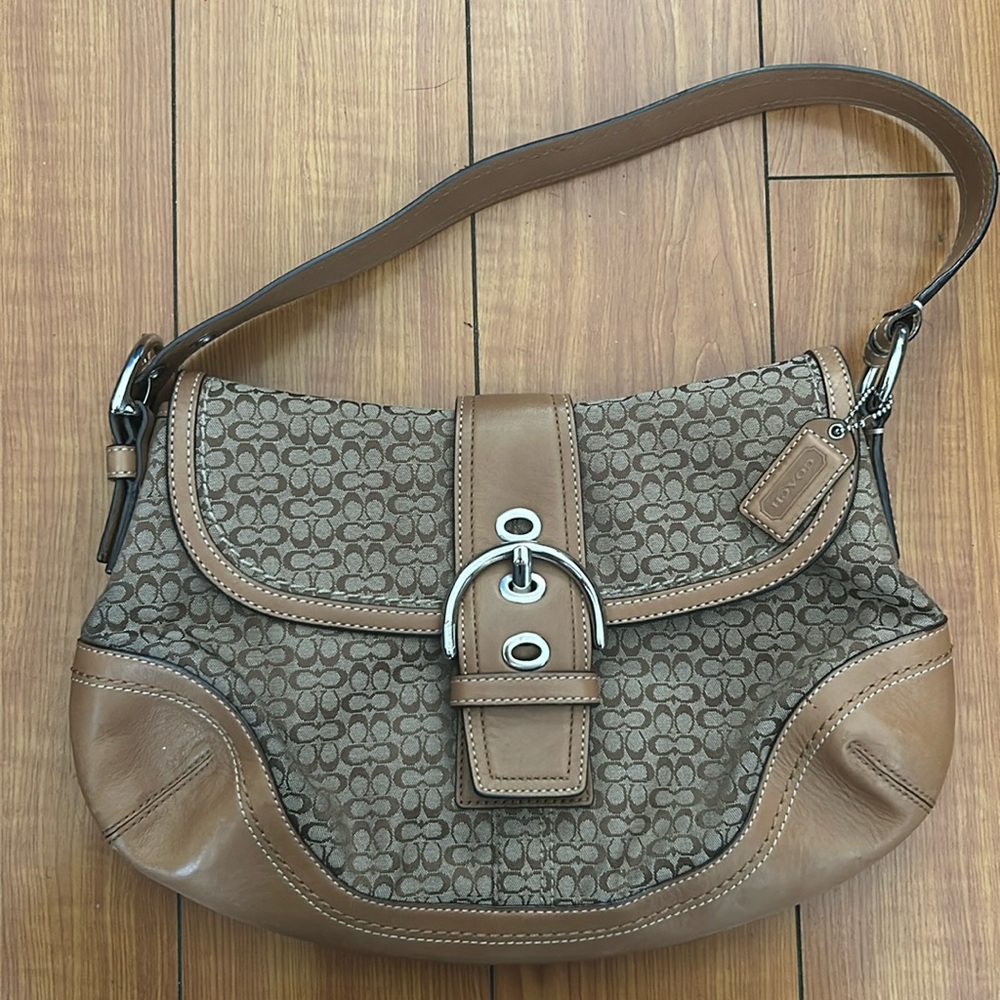 Vintage coach soho large size
